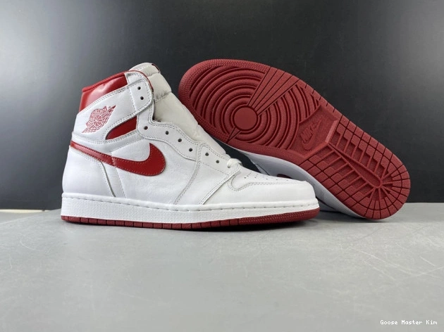 Jordan Red 555088-103 Air 1 Metallic Retro (2017) 0725
